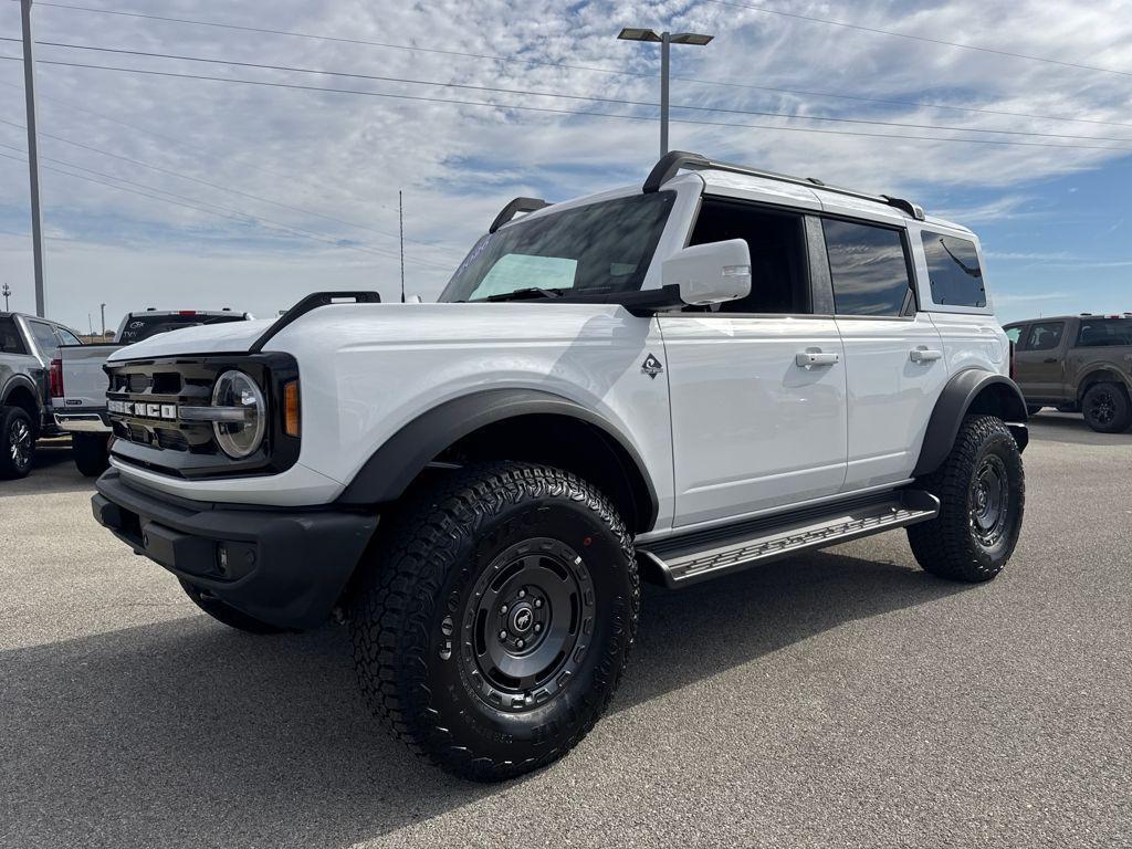 new 2025 Ford Bronco car, priced at $60,530