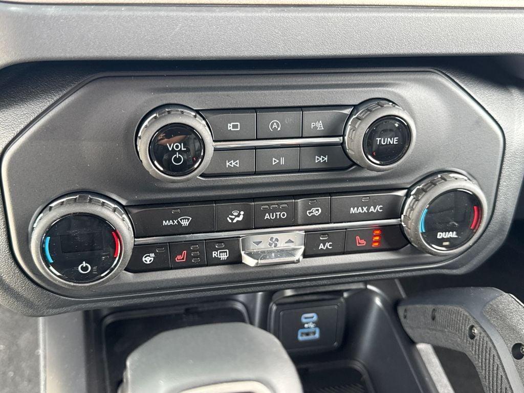 new 2025 Ford Bronco car, priced at $60,530