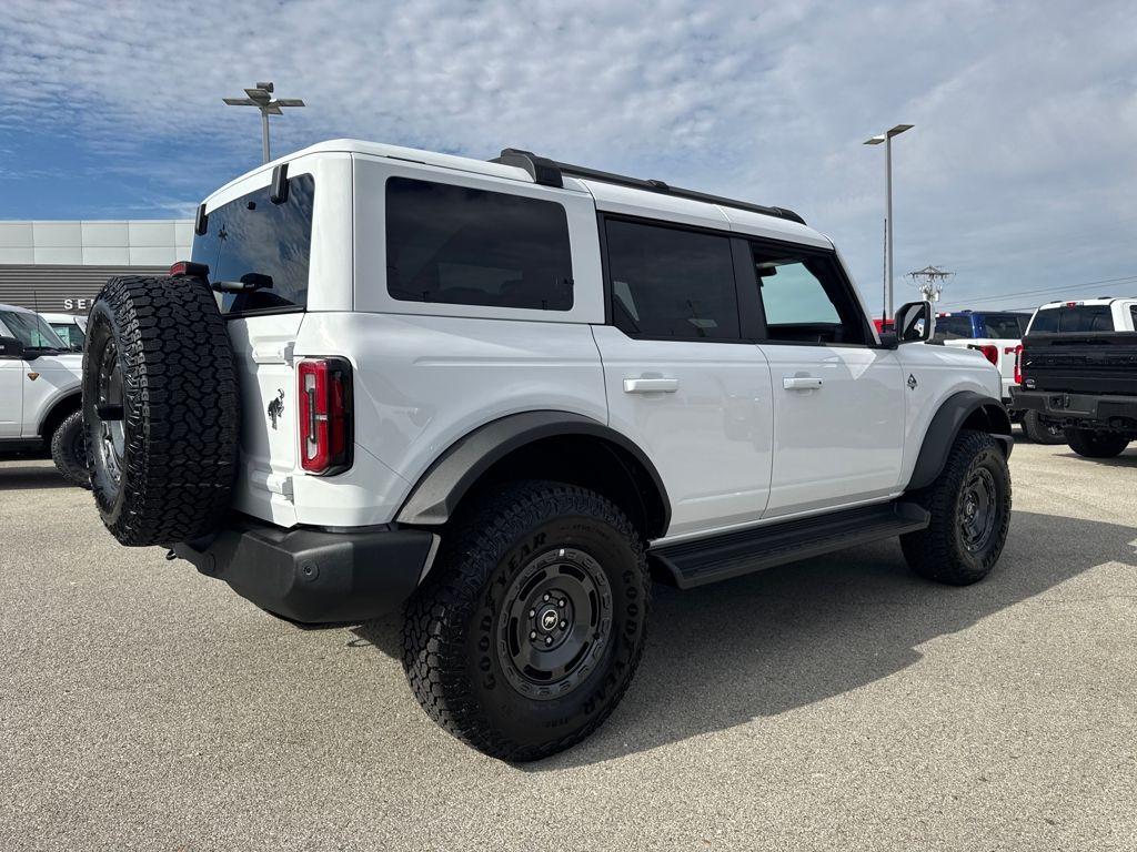 new 2025 Ford Bronco car, priced at $60,530