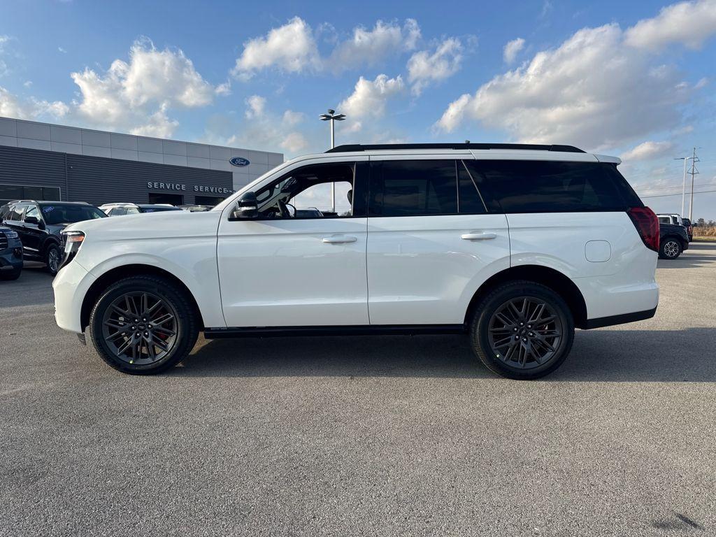 new 2025 Ford Expedition car, priced at $81,672