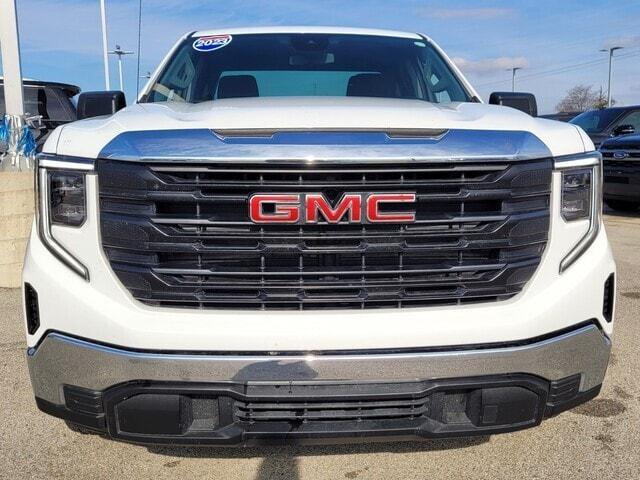 used 2023 GMC Sierra 1500 car, priced at $32,995