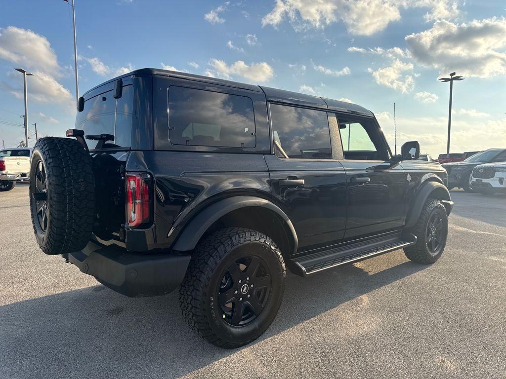 new 2025 Ford Bronco car, priced at $52,829