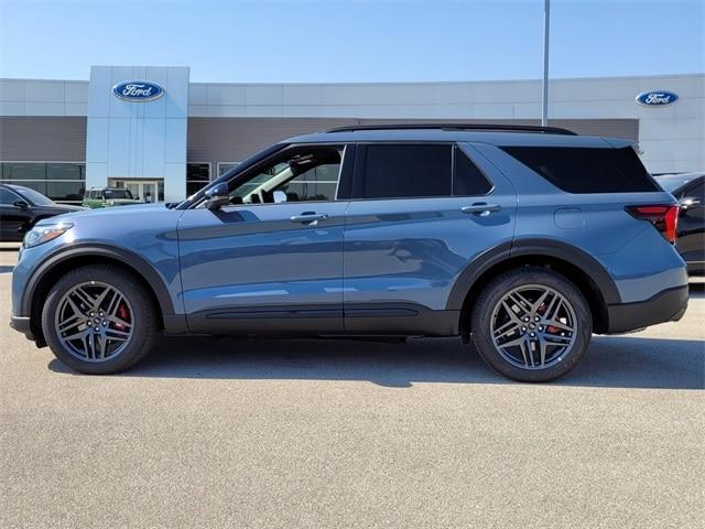 new 2025 Ford Explorer car, priced at $61,990