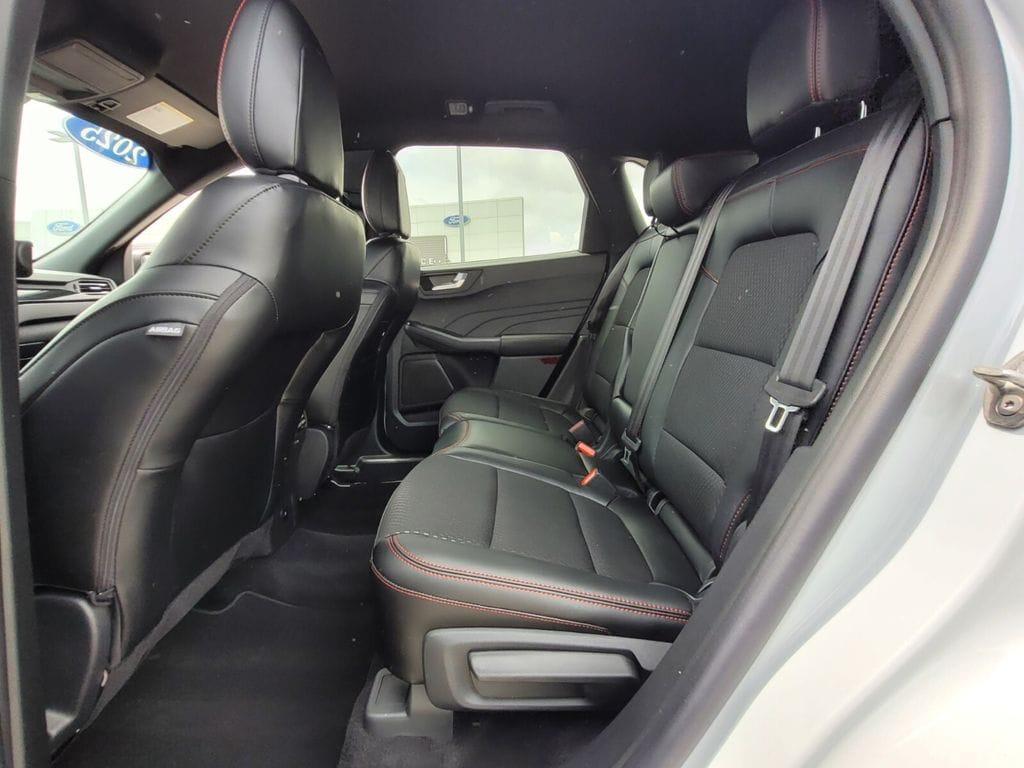 new 2025 Ford Escape car, priced at $33,918