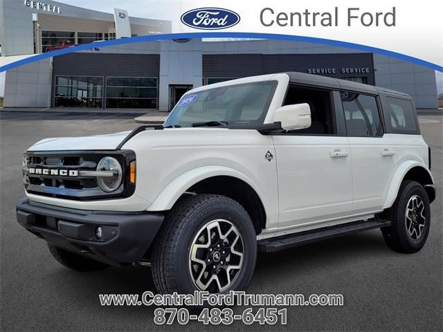 new 2024 Ford Bronco car, priced at $52,363