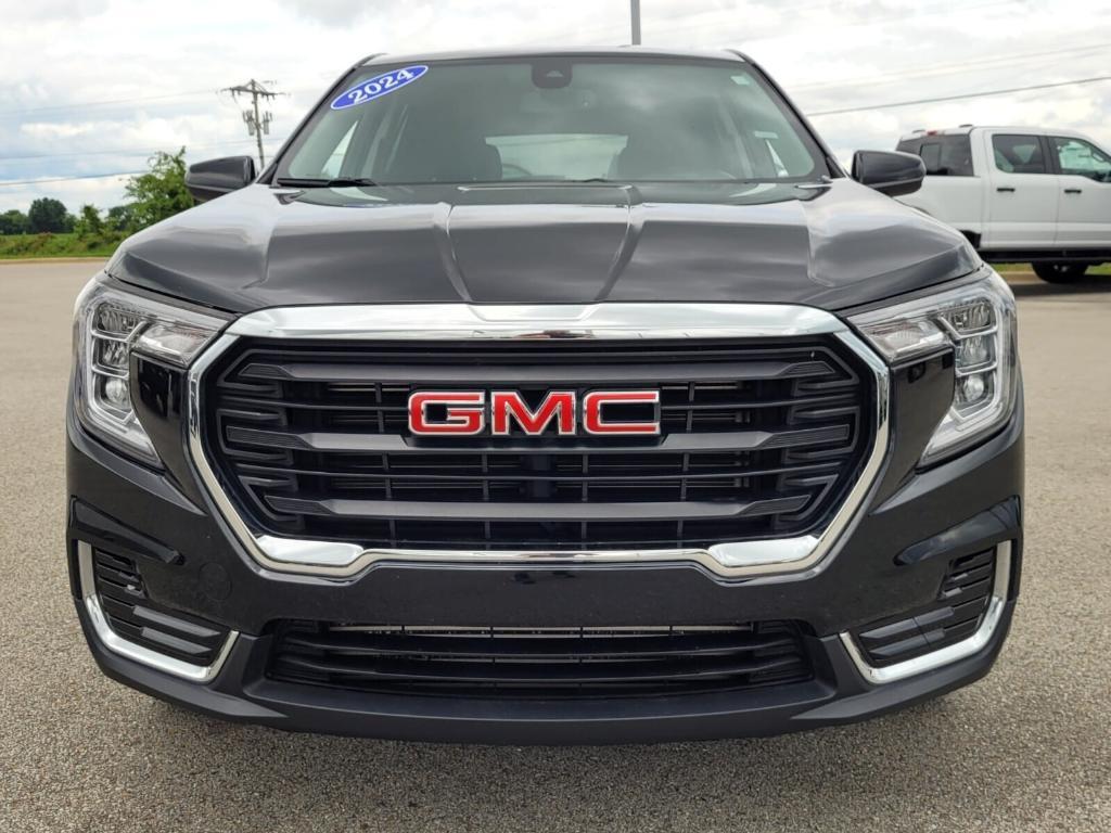 used 2024 GMC Terrain car, priced at $25,291