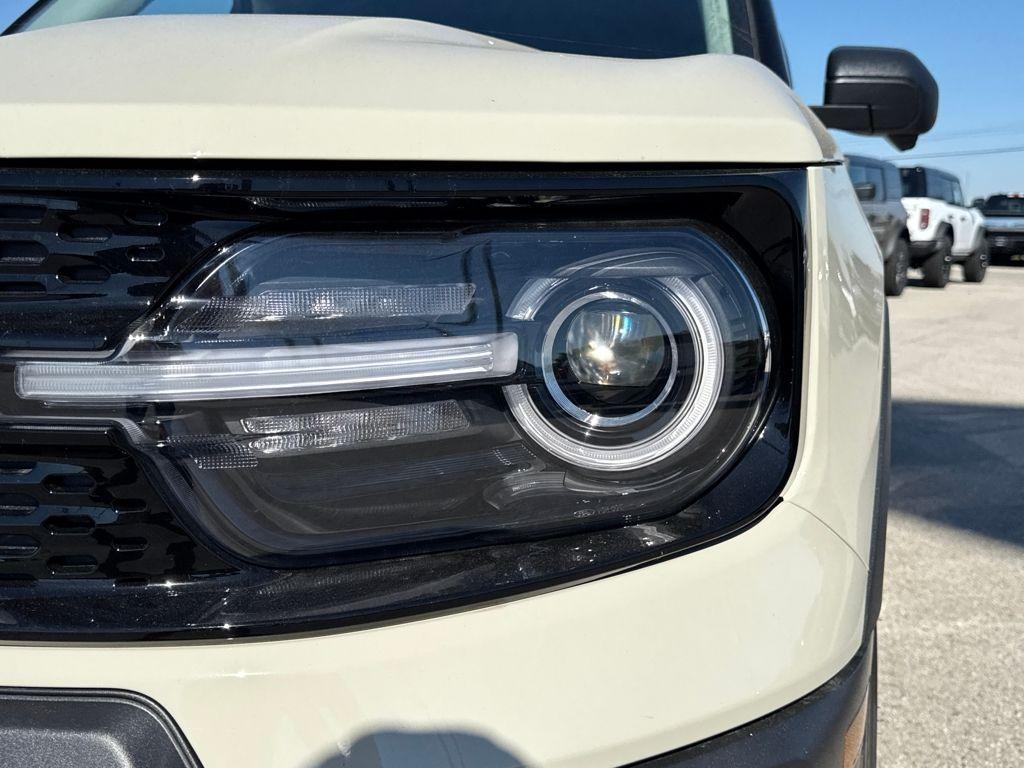 new 2025 Ford Bronco Sport car, priced at $39,363