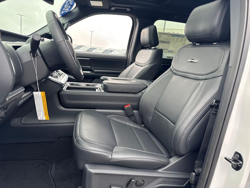 new 2025 Ford Expedition car, priced at $80,543