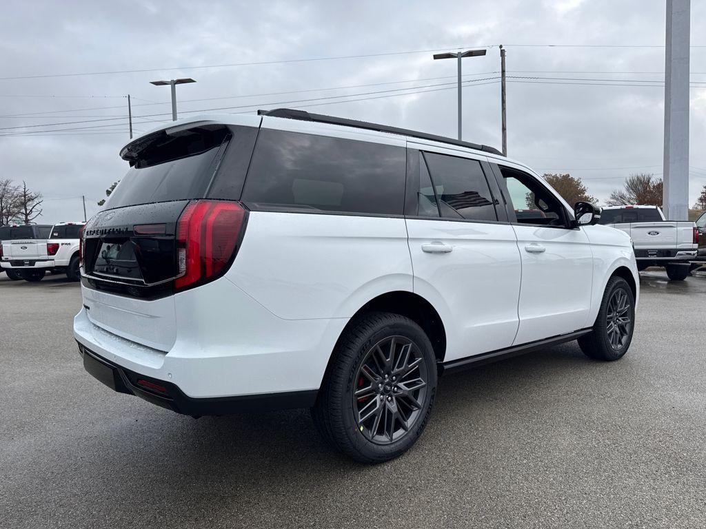 new 2025 Ford Expedition car, priced at $80,543