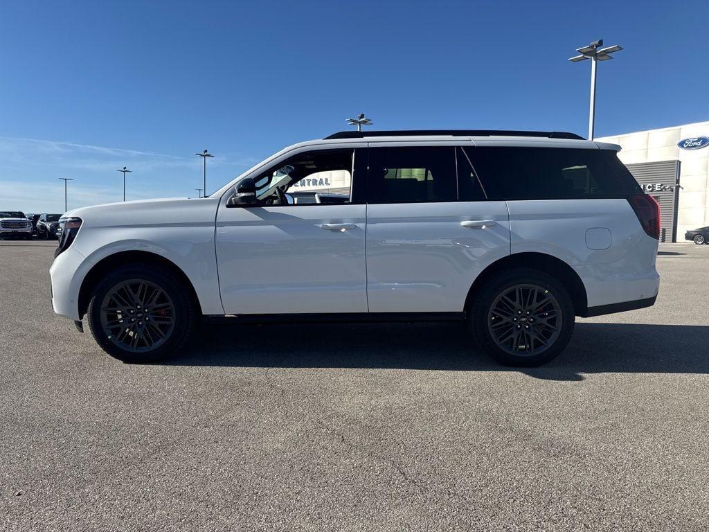 new 2025 Ford Expedition car, priced at $80,543