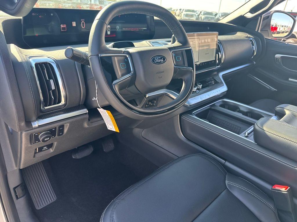 new 2025 Ford Expedition car, priced at $80,543