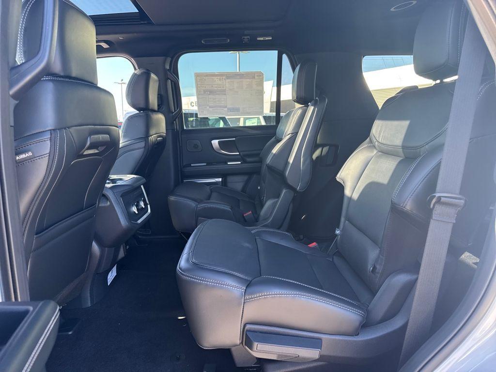 new 2025 Ford Expedition car, priced at $80,543