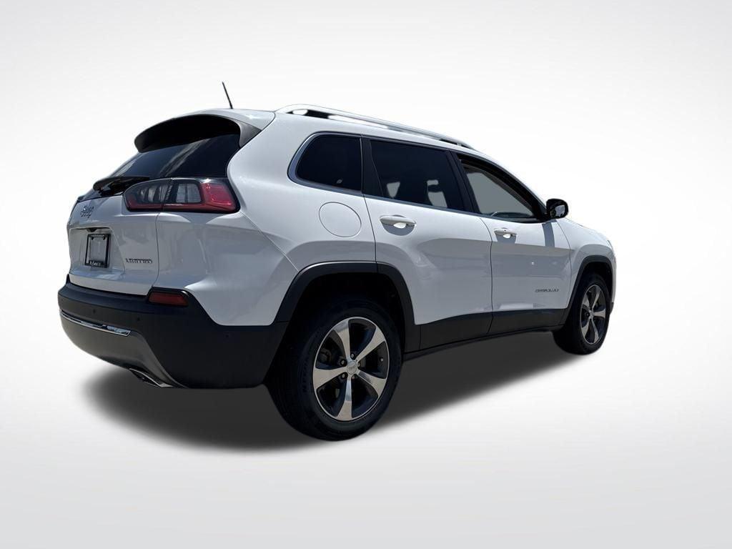 used 2019 Jeep Cherokee car, priced at $16,995