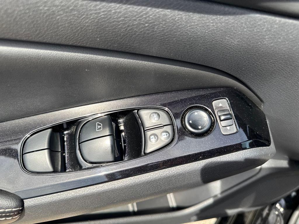 used 2023 Nissan Altima car, priced at $20,298
