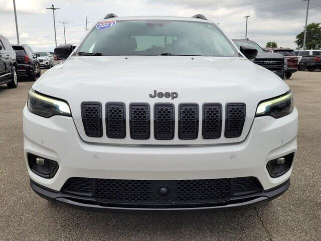 used 2023 Jeep Cherokee car, priced at $25,995