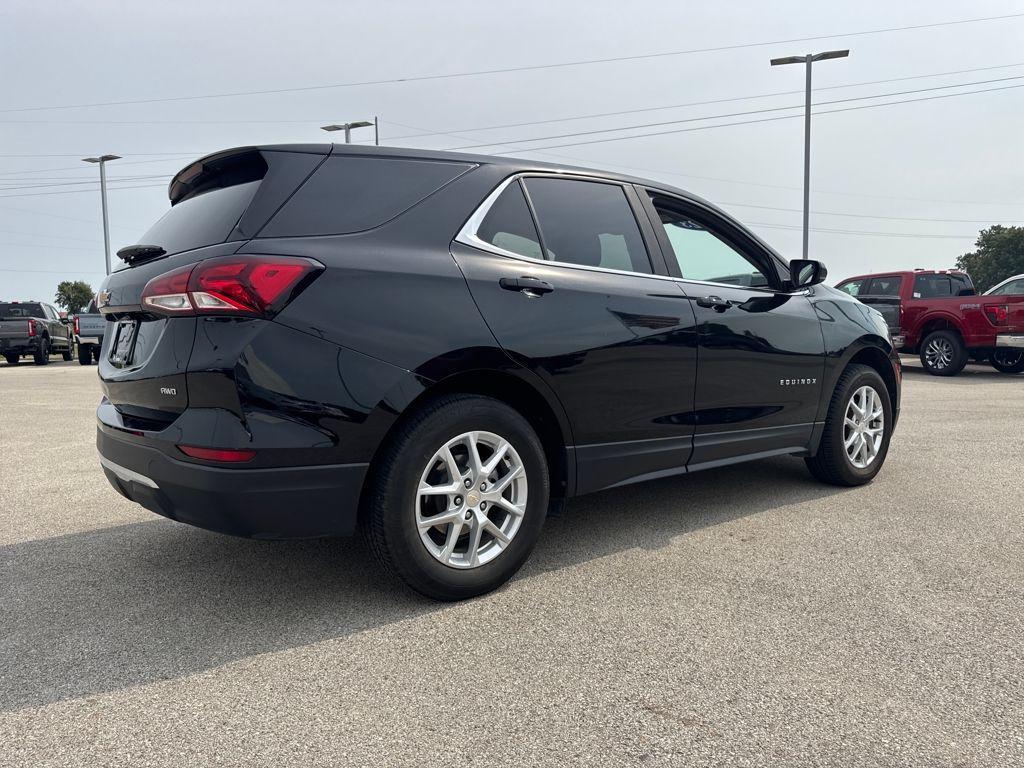 used 2023 Chevrolet Equinox car, priced at $21,389