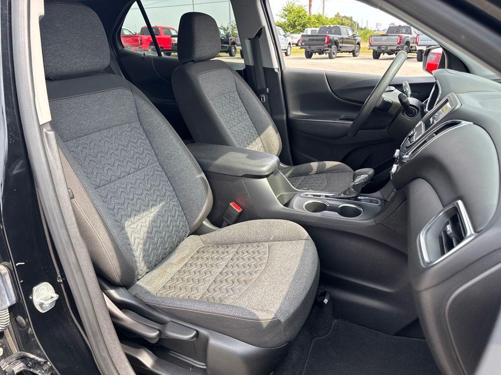 used 2023 Chevrolet Equinox car, priced at $21,389