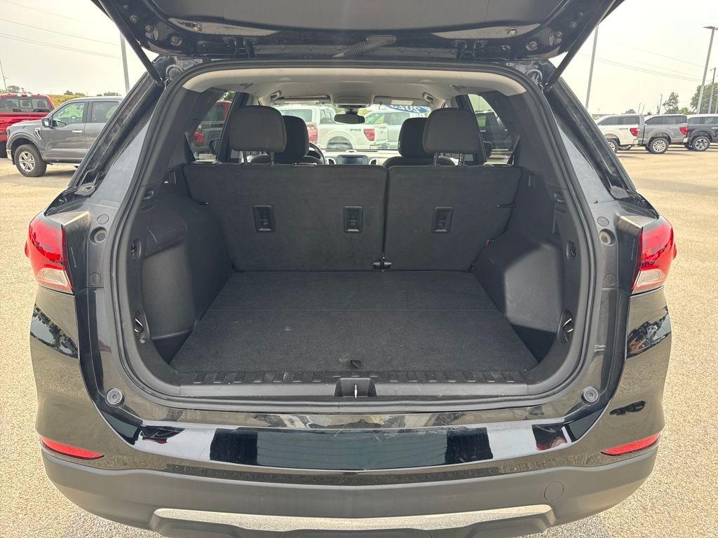 used 2023 Chevrolet Equinox car, priced at $21,389