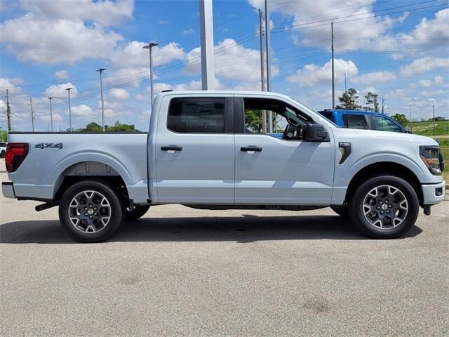 new 2025 Ford F-150 car, priced at $49,164