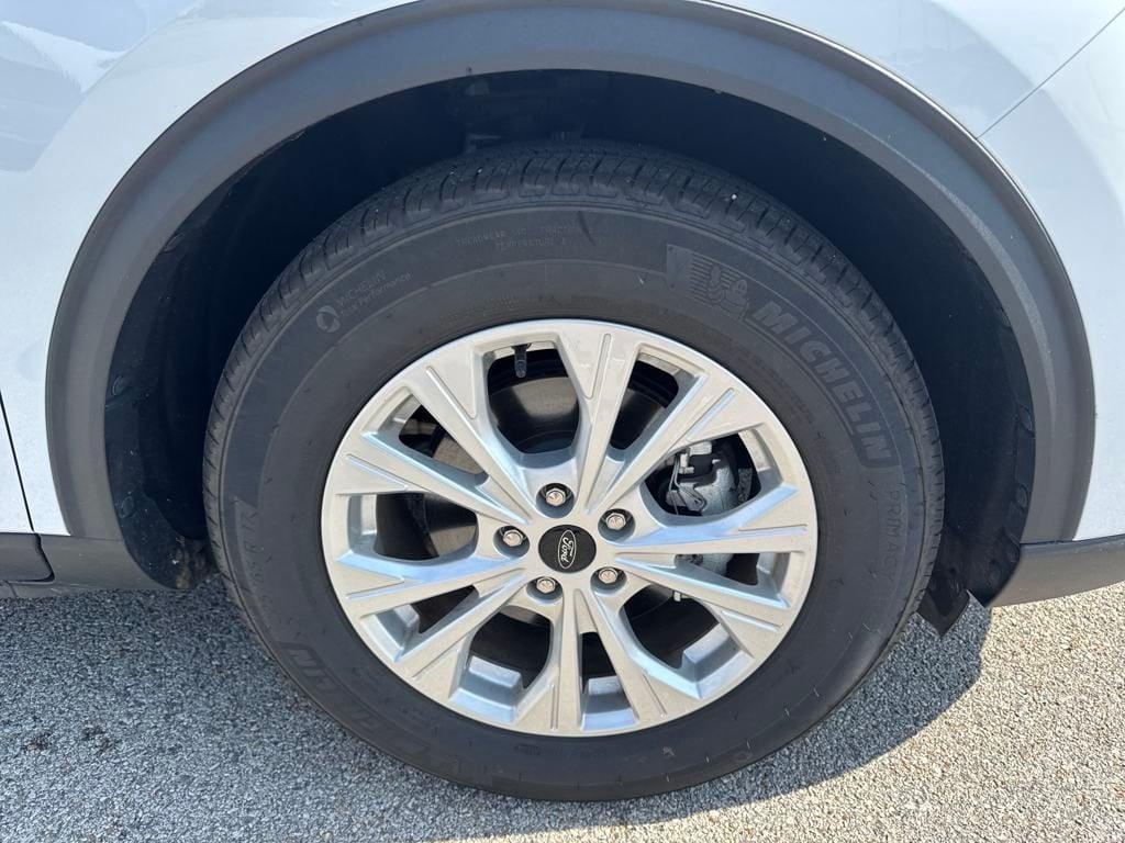 used 2024 Ford Escape car, priced at $24,995