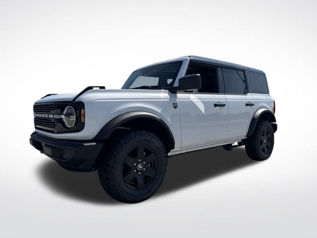 new 2025 Ford Bronco car, priced at $46,708