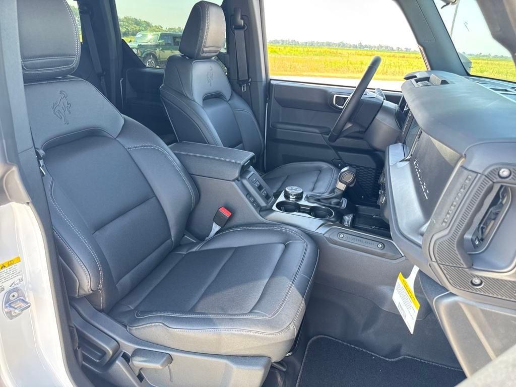 new 2025 Ford Bronco car, priced at $46,708