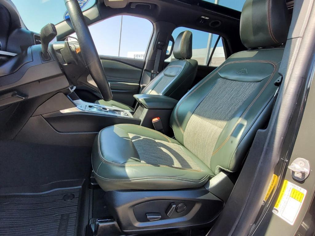 used 2022 Ford Explorer car, priced at $30,362