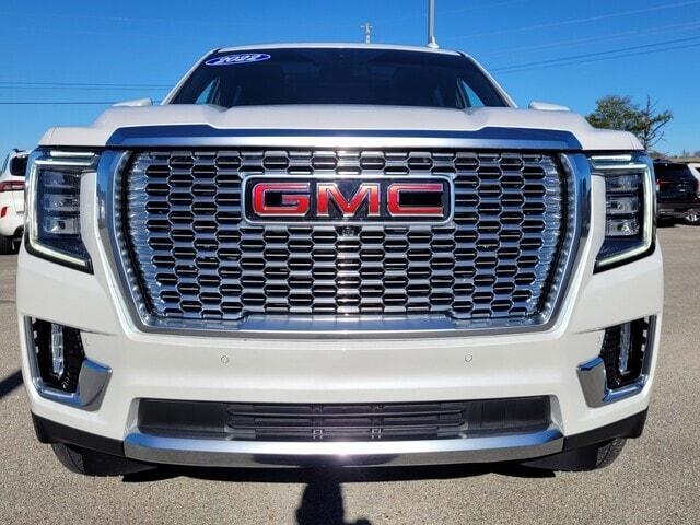 used 2022 GMC Yukon XL car, priced at $67,995