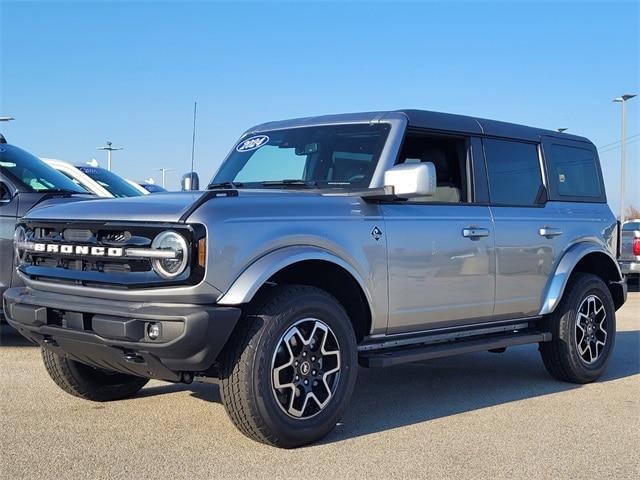 new 2024 Ford Bronco car, priced at $50,401