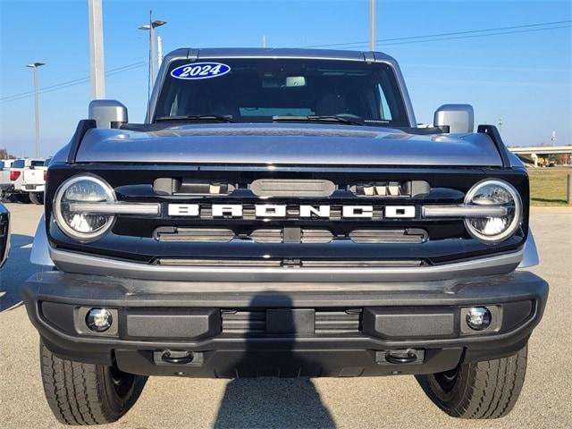 new 2024 Ford Bronco car, priced at $50,401