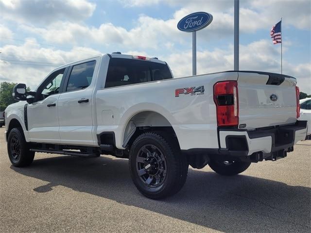 new 2025 Ford F-350 car, priced at $62,561