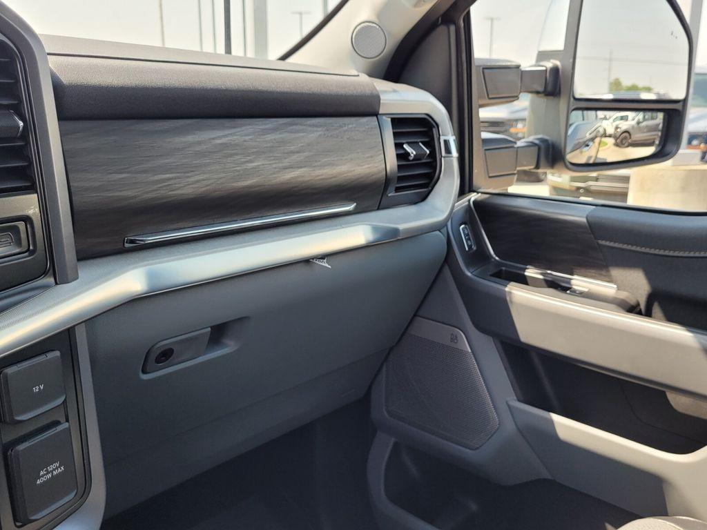 new 2025 Ford F-150 car, priced at $69,362