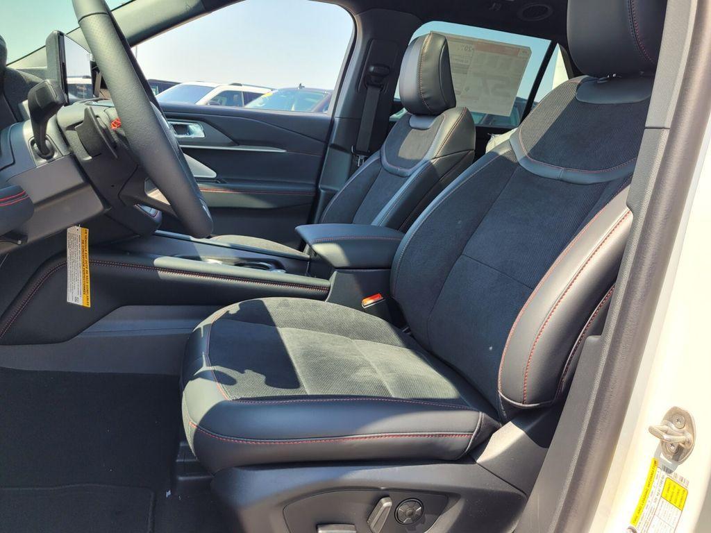 new 2025 Ford Explorer car, priced at $59,114