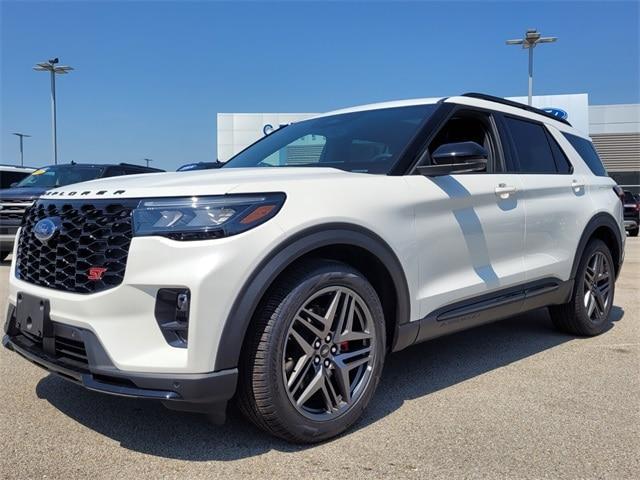 new 2025 Ford Explorer car, priced at $57,870