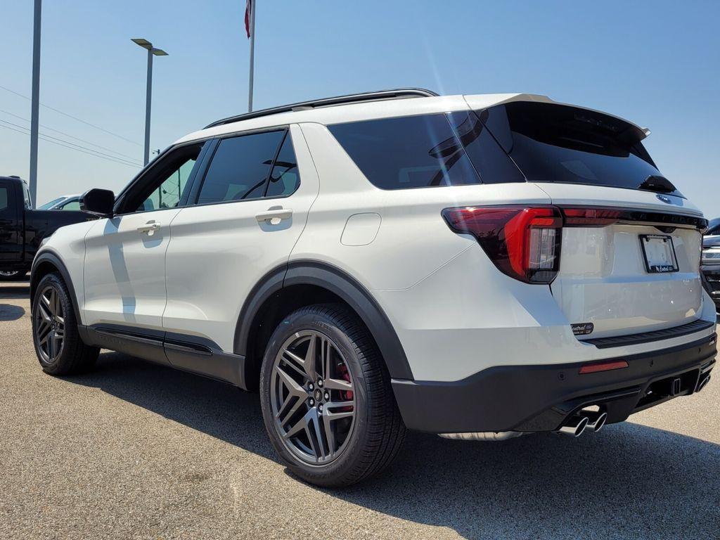 new 2025 Ford Explorer car, priced at $59,114