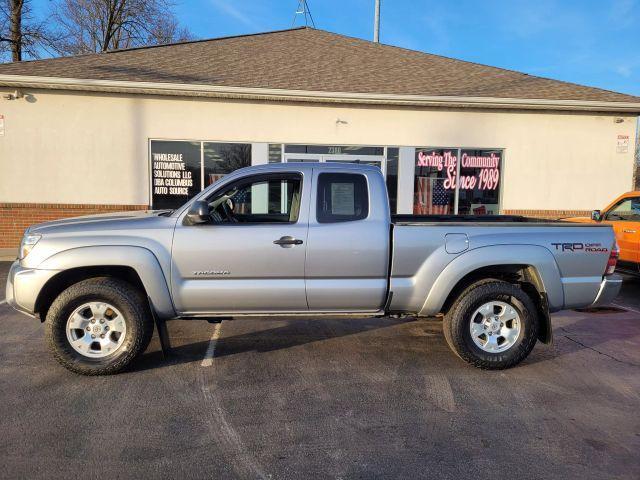 used 2014 Toyota Tacoma car, priced at $16,900