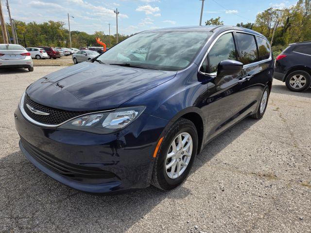 used 2017 Chrysler Pacifica car, priced at $11,985
