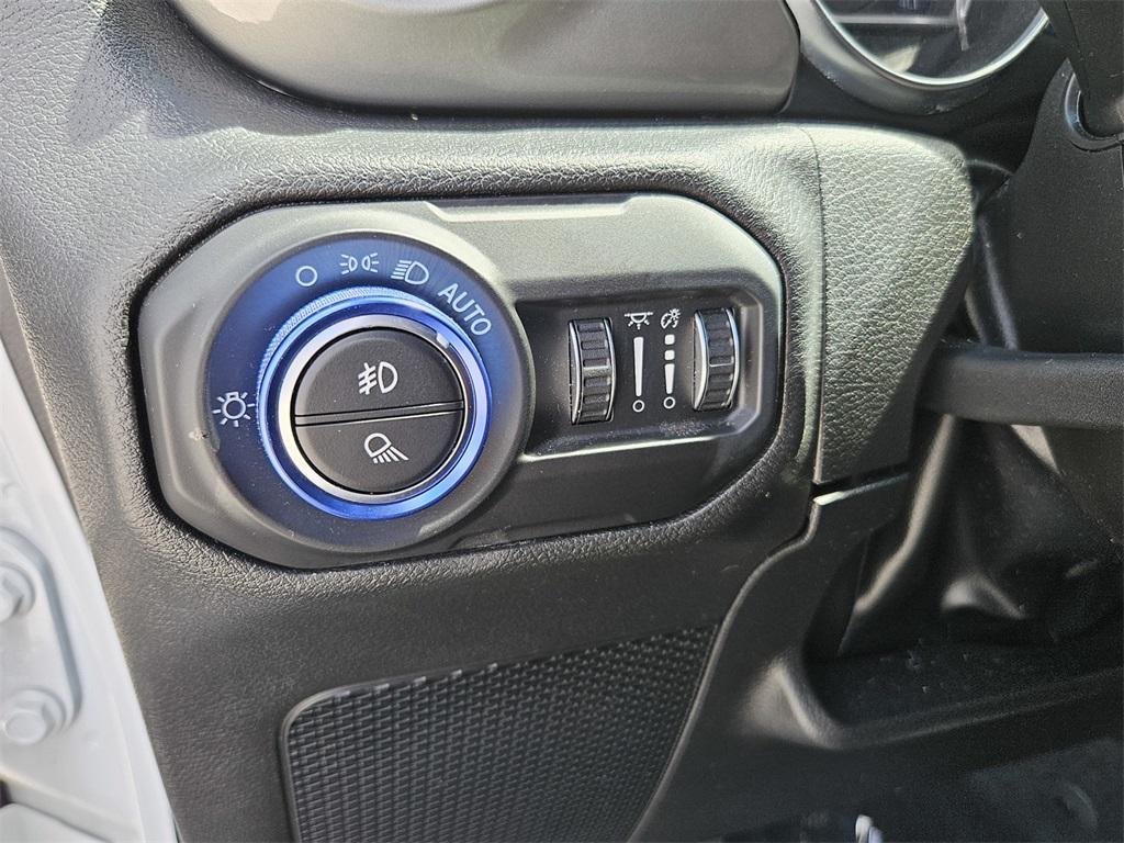 used 2022 Jeep Gladiator car, priced at $33,791
