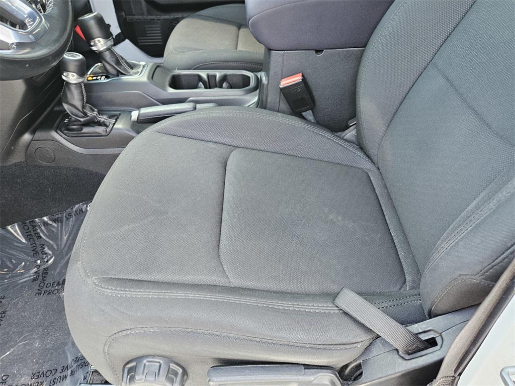 used 2022 Jeep Gladiator car, priced at $33,791