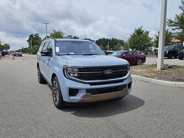 new 2025 Ford Expedition car, priced at $86,845