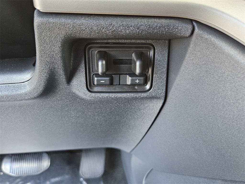 new 2025 Ford Expedition Max car, priced at $66,781