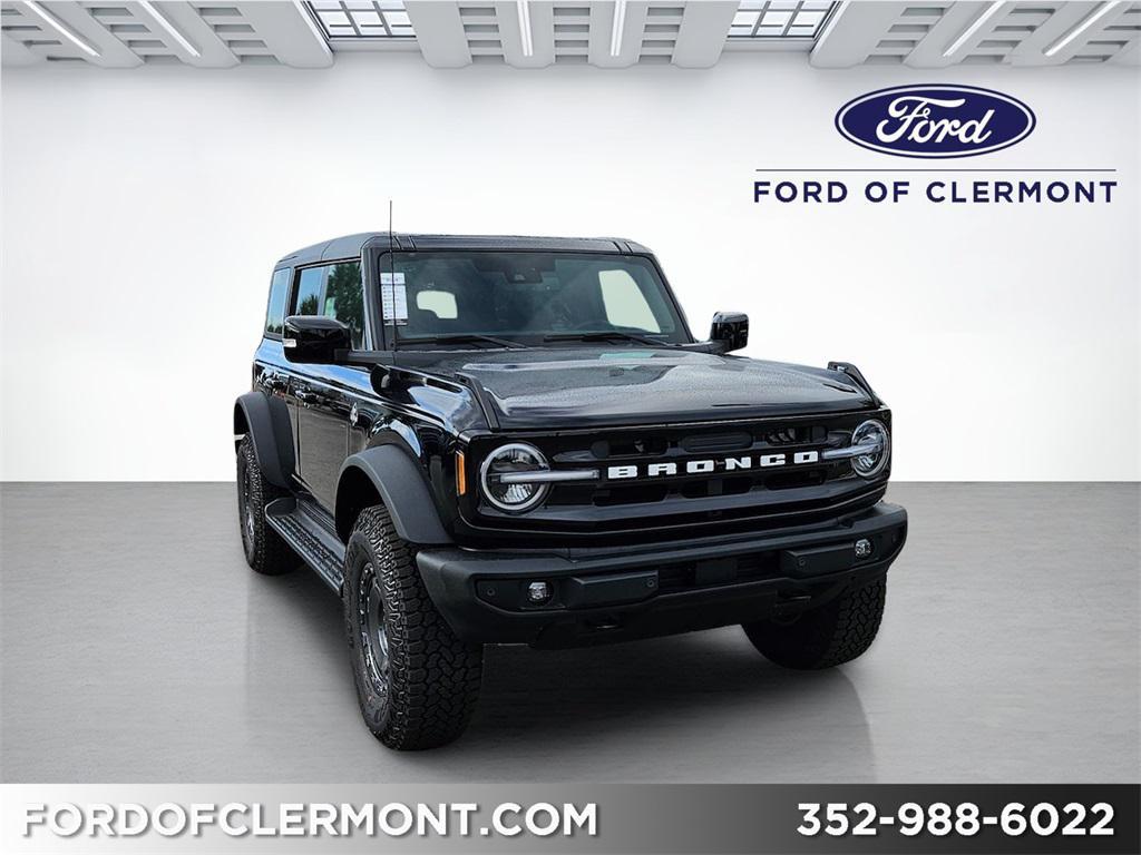 new 2025 Ford Bronco car, priced at $61,605