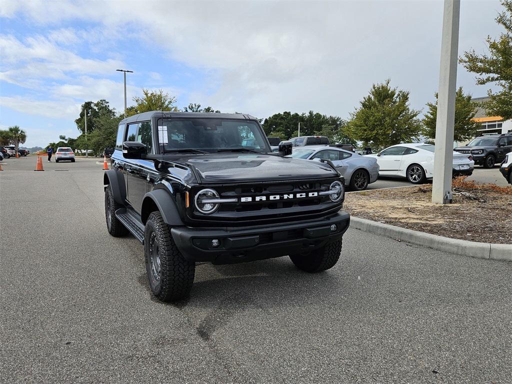 new 2025 Ford Bronco car, priced at $61,605