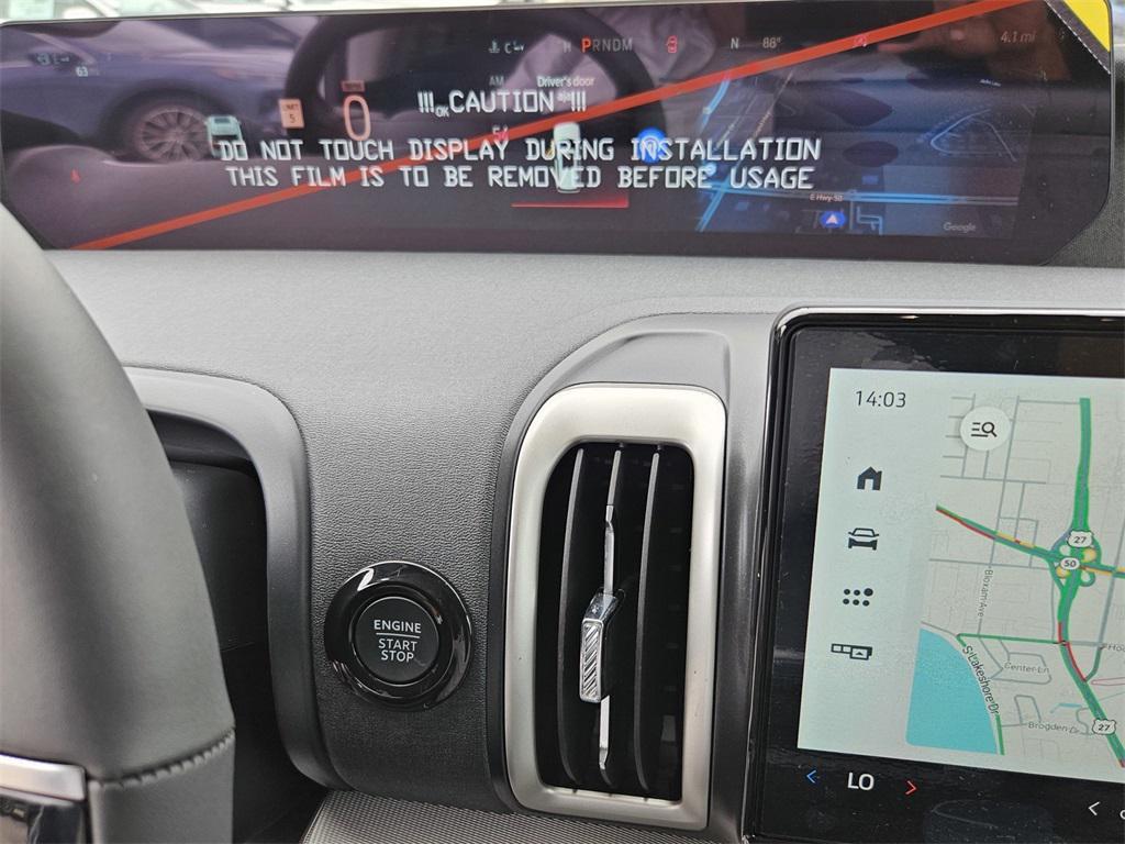 new 2025 Ford Expedition car, priced at $64,715