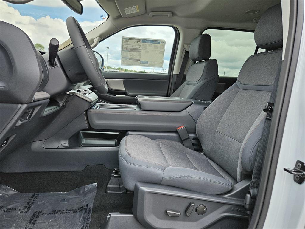 new 2025 Ford Expedition car, priced at $64,715