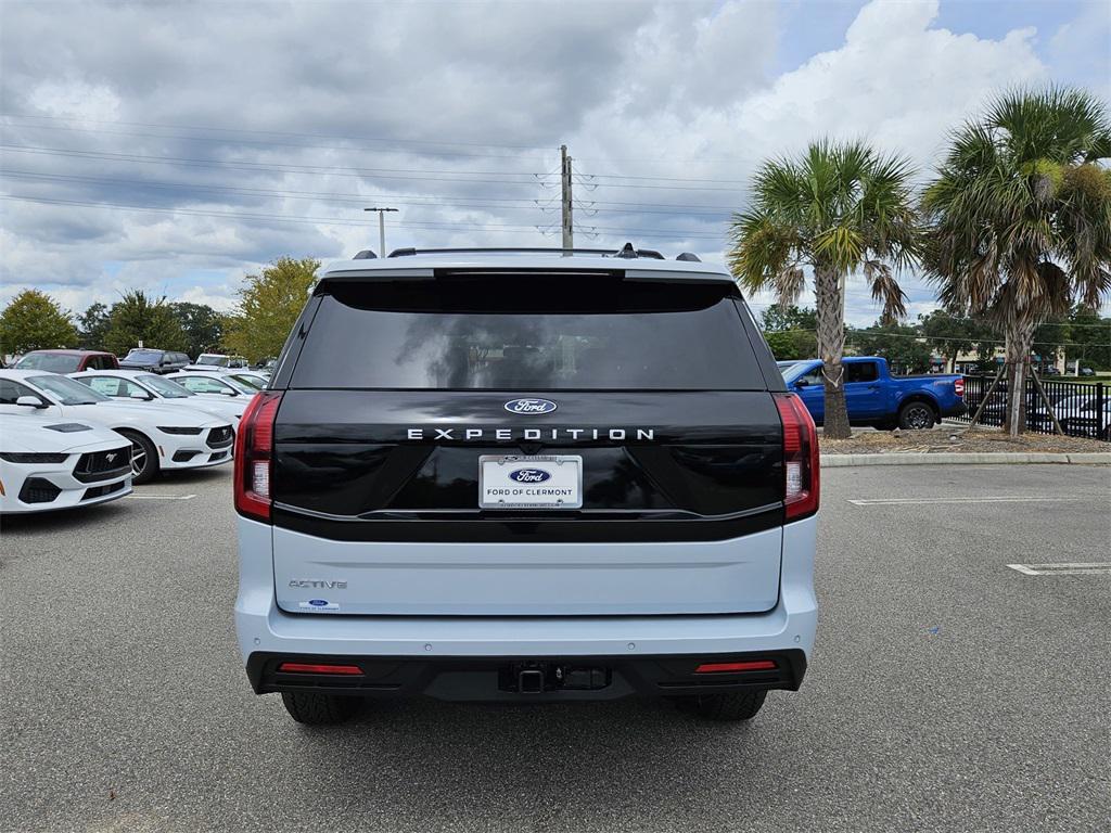 new 2025 Ford Expedition car, priced at $64,715