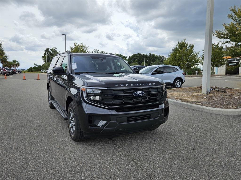 new 2025 Ford Expedition Max car, priced at $65,663
