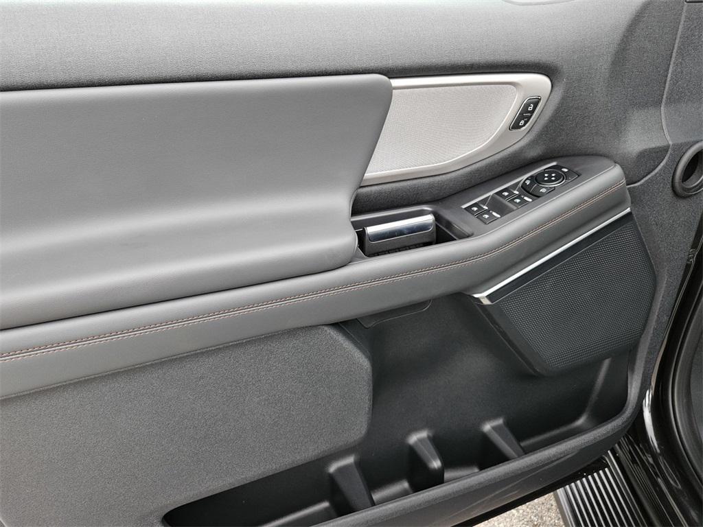 new 2025 Ford Expedition Max car, priced at $65,663