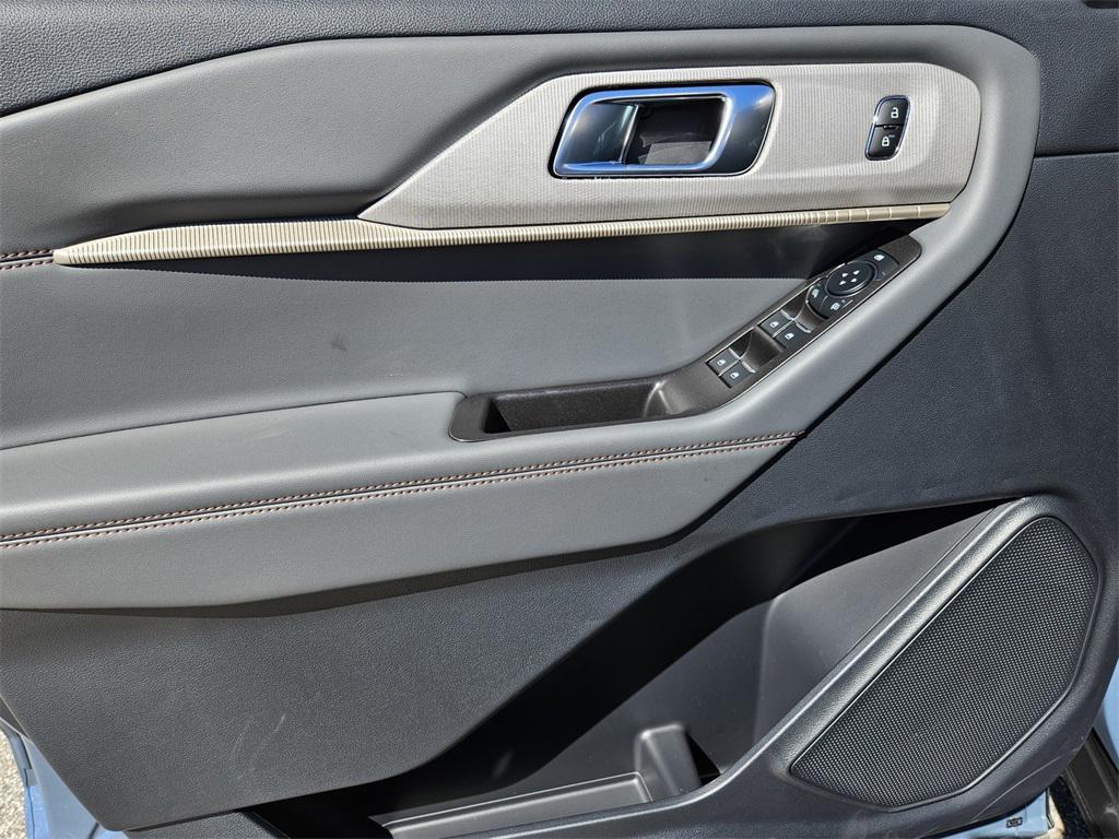 new 2025 Ford Explorer car, priced at $47,888