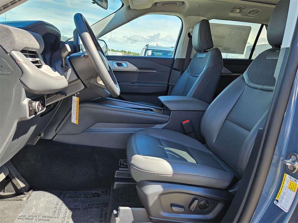 new 2025 Ford Explorer car, priced at $47,888